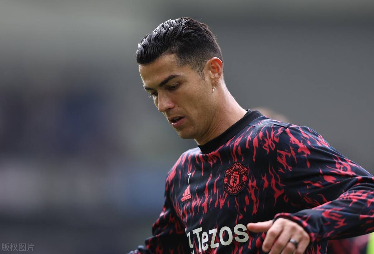 爱游戏清晨突围战来临，深圳男篮围绕欧联内部沟通，球迷炸锅，轮换策略成焦点的简单介绍